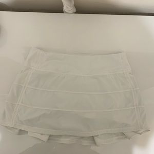 Lululemon white tennis skirt